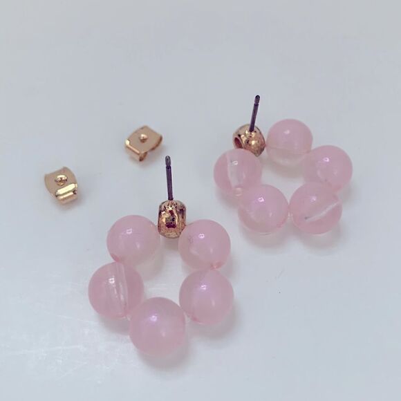 🌸Cutie Pink  Glass Hoops - Picture 3 of 6